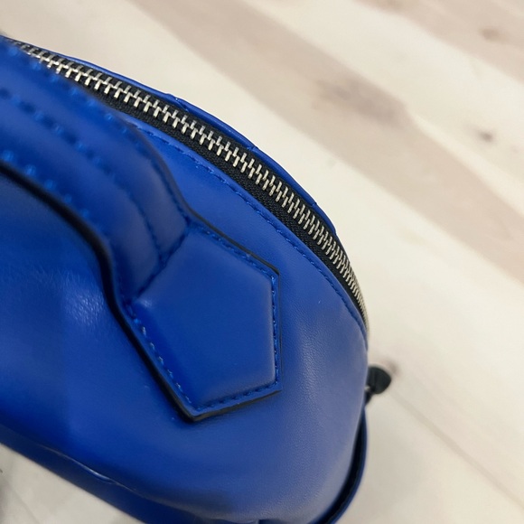 🧙♀️ Harry Potter Ravenclaw Mini Backpack | Danielle Nicole | Blue - Picture 8 of 11